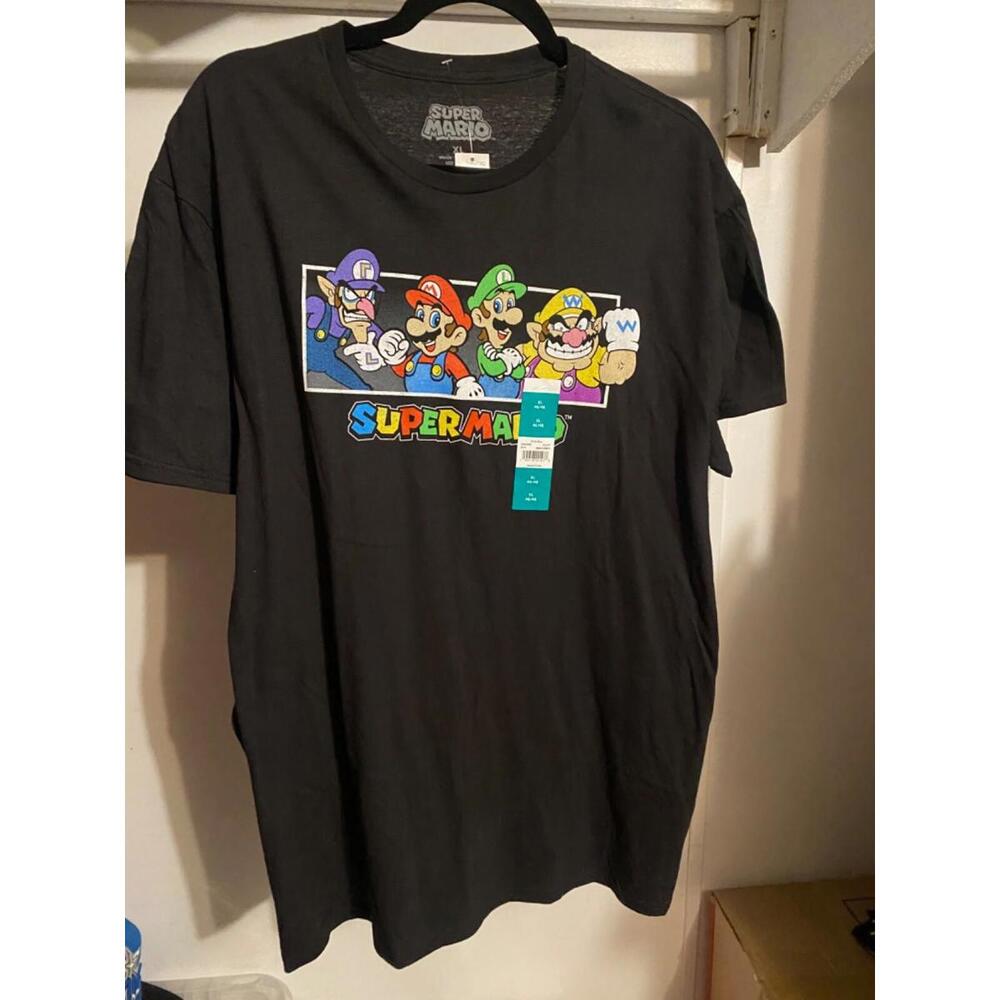 New Super Mario Licensed Graphic T-Shirt Black Size XL